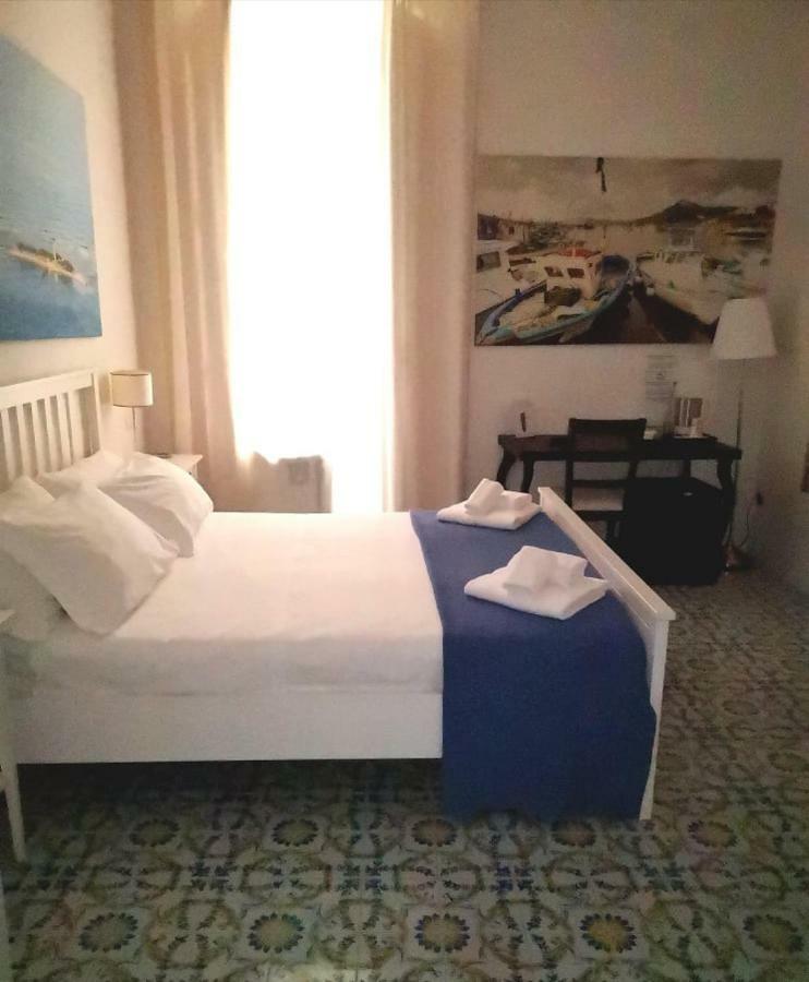 L'Infinito Bed & Breakfast Salerno Exterior photo
